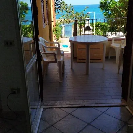 Apartment Torre Di Safina Melissa